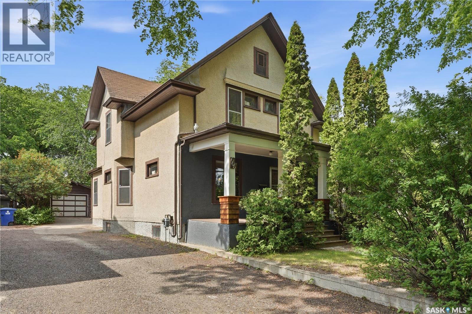 606 Bedford Road, Saskatoon, SK, S7L0E8