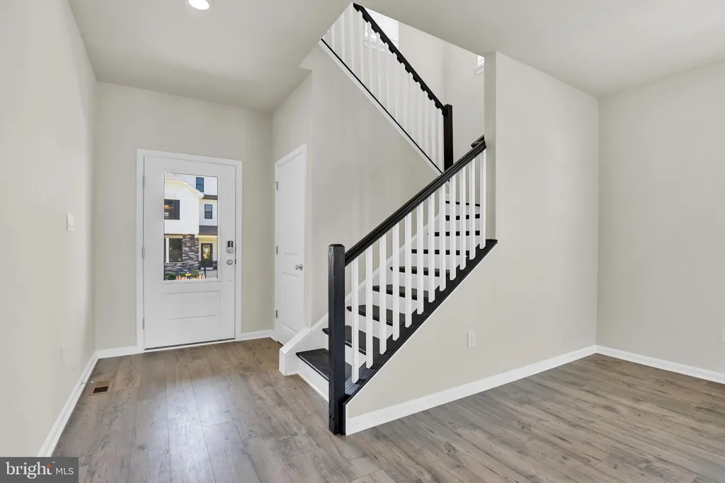 448 Hanson Street, Frederick, MD 21701 photo 5