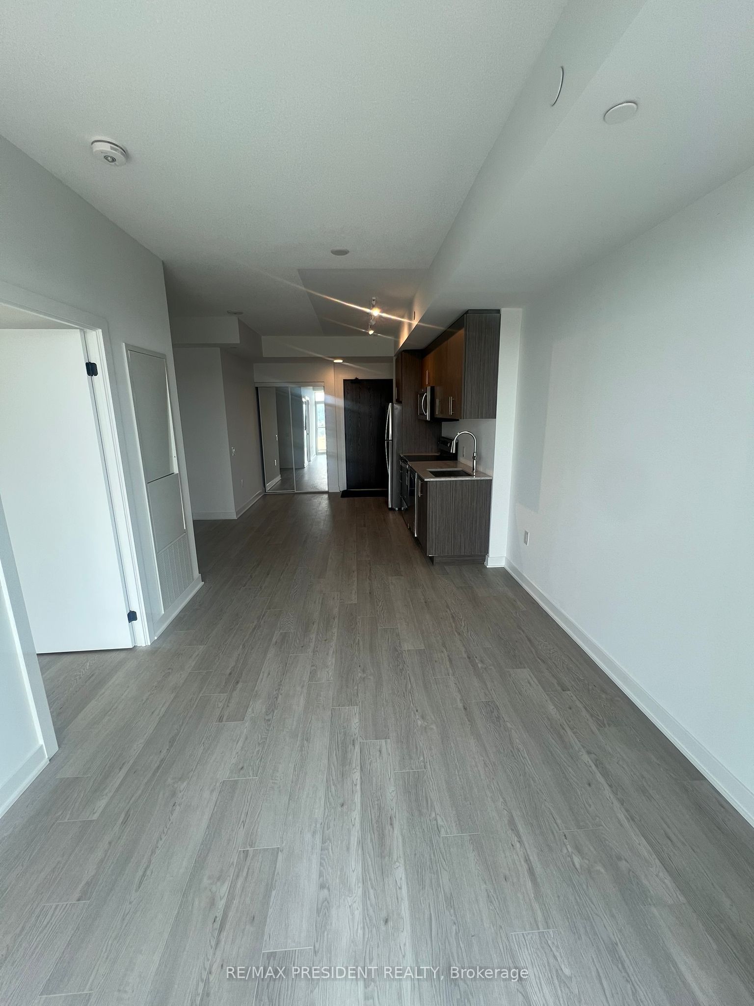 1018-2782 Barton Street, Hamilton, ON, L8E 2J8