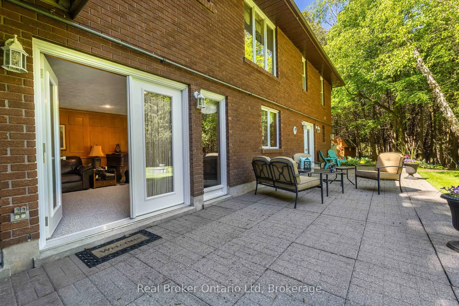 222431 Derby-Keppel Townline photo 2