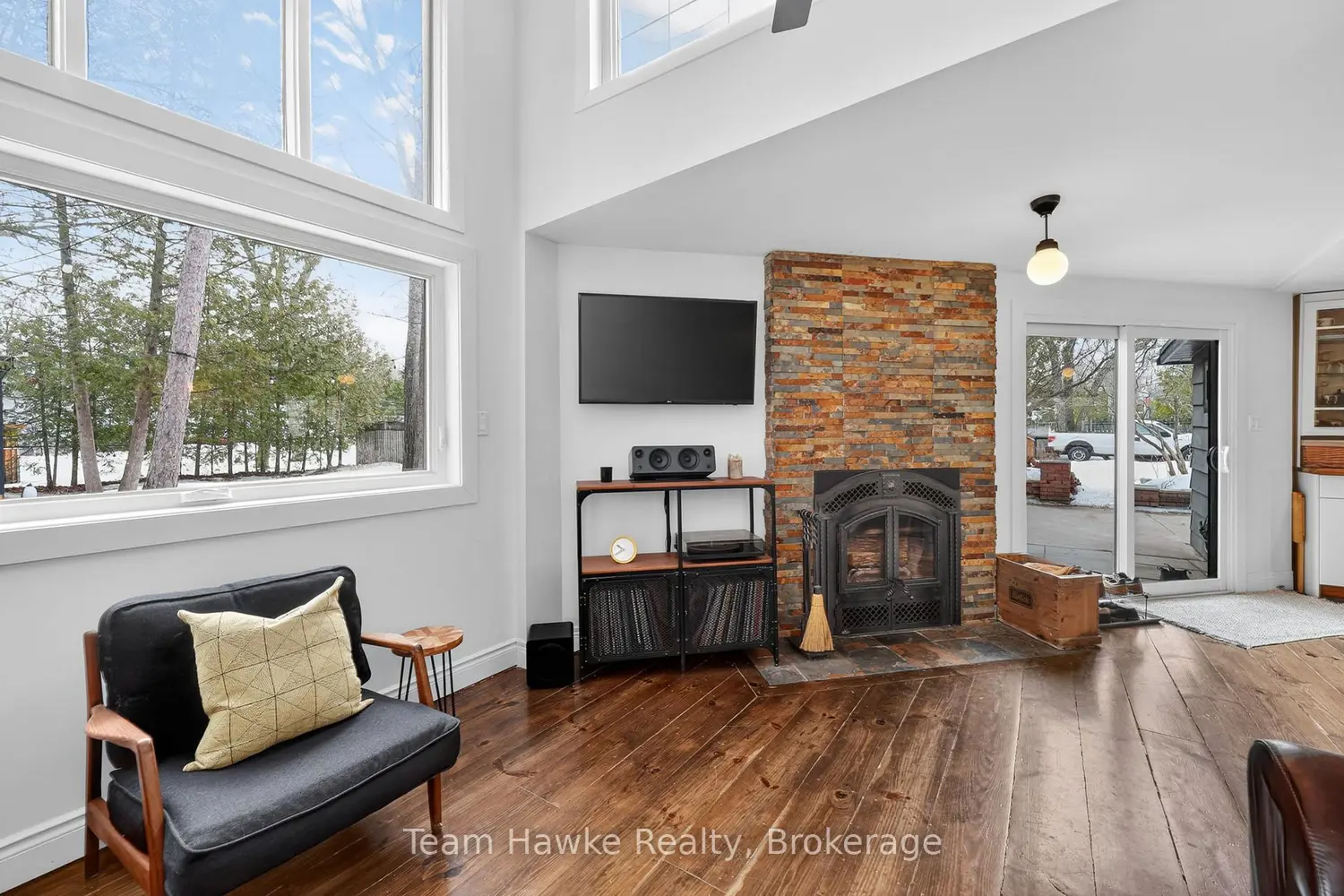 283 Tiny Beaches Road photo 5