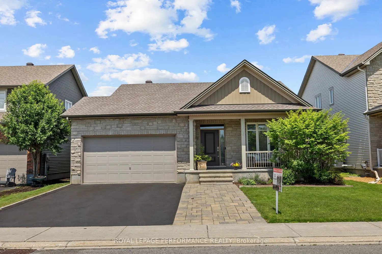 15 York Crossing