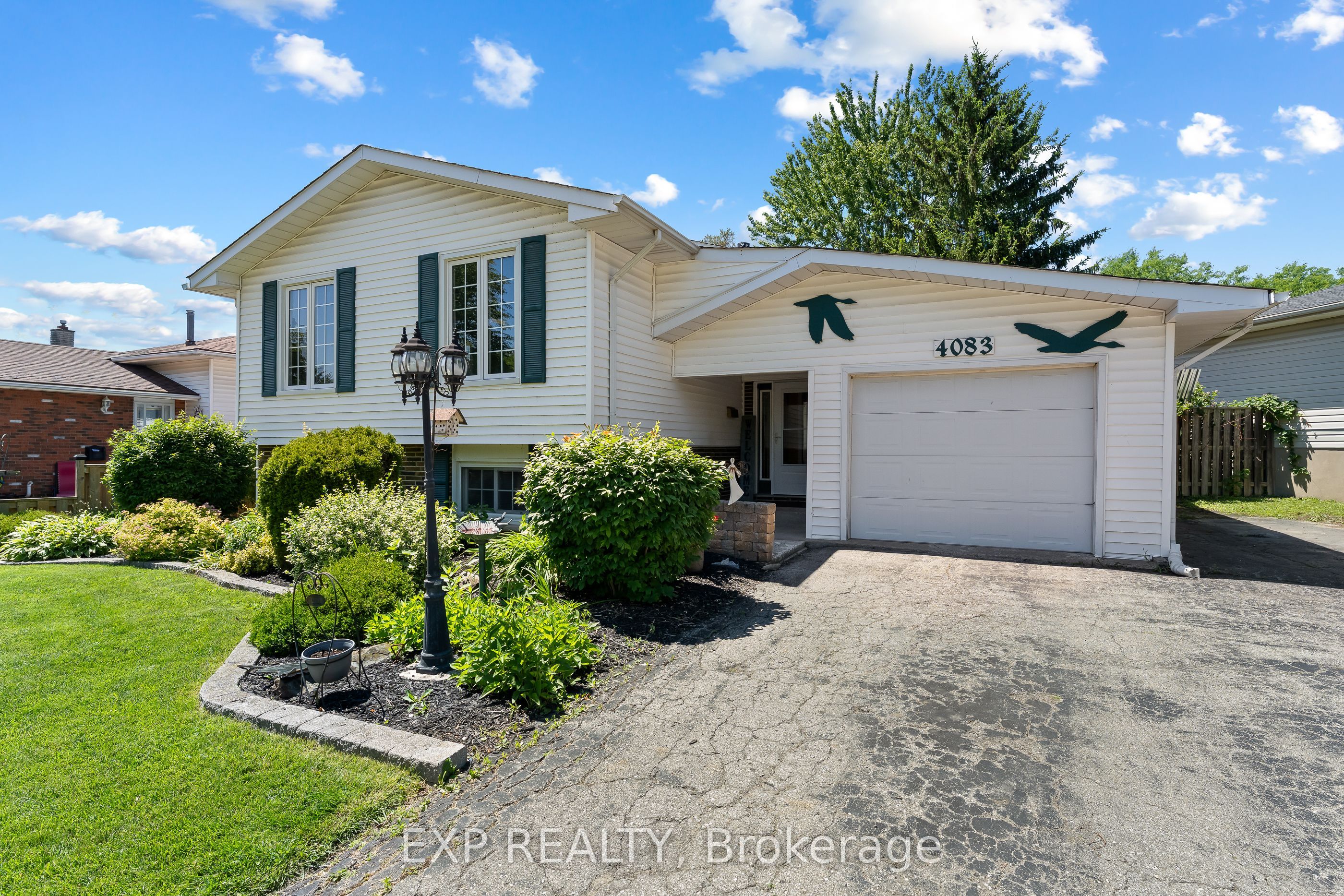 4083 Brookdale Drive, Niagara Falls, ON, L2H 2A9