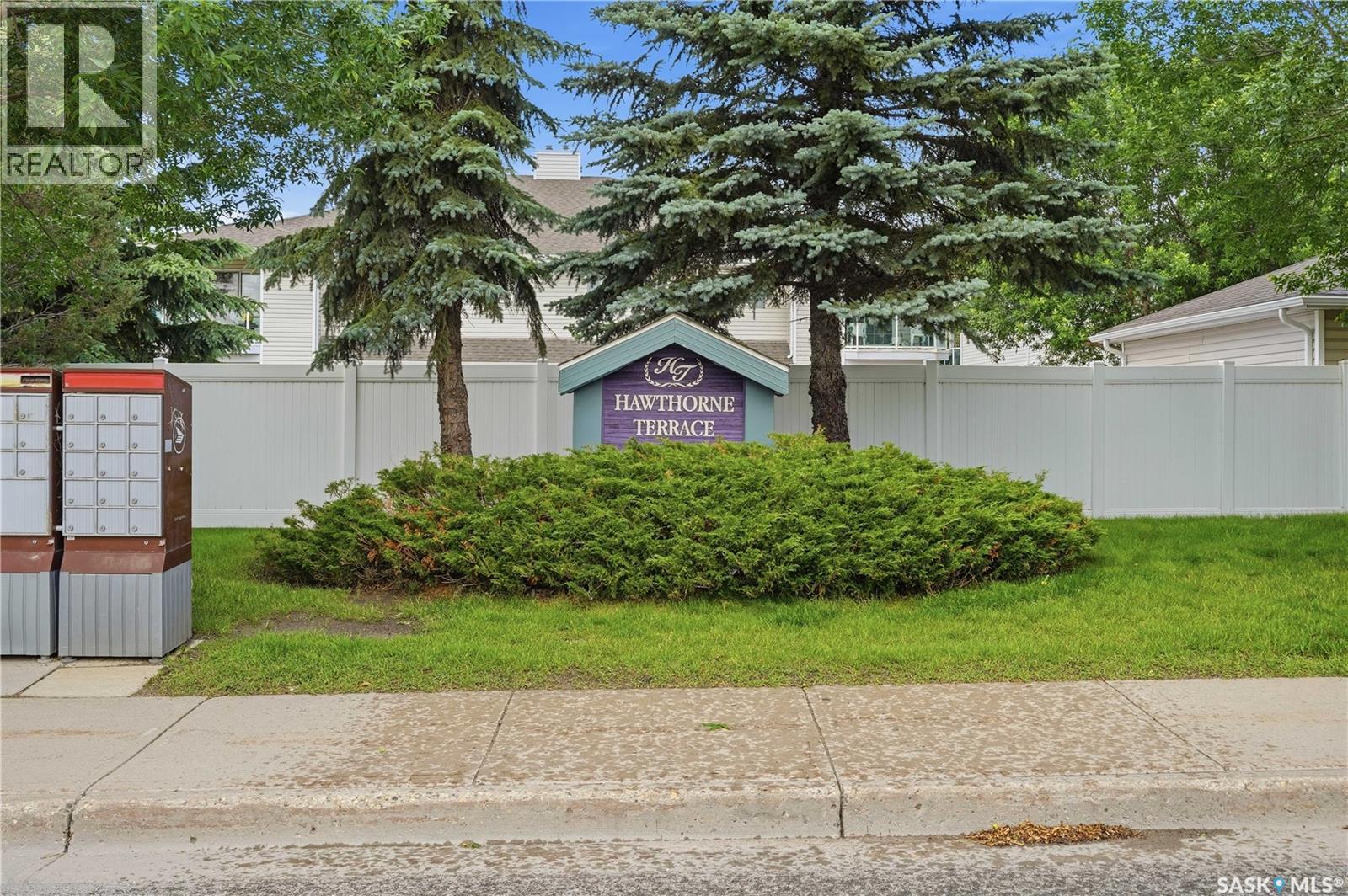 5446 Rochdale Boulevard, Regina, SK, S4X4P1