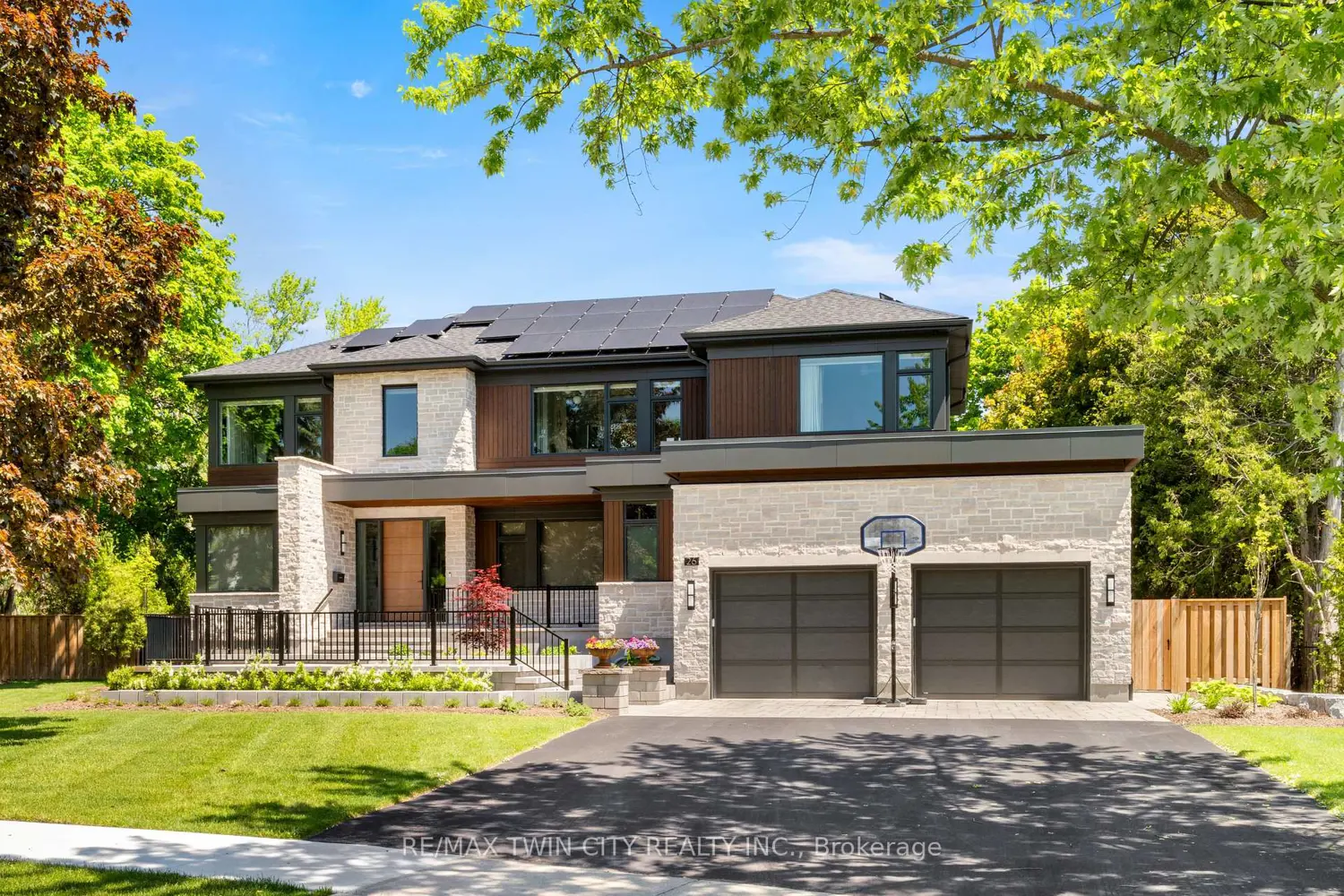 26 Golfview Place
