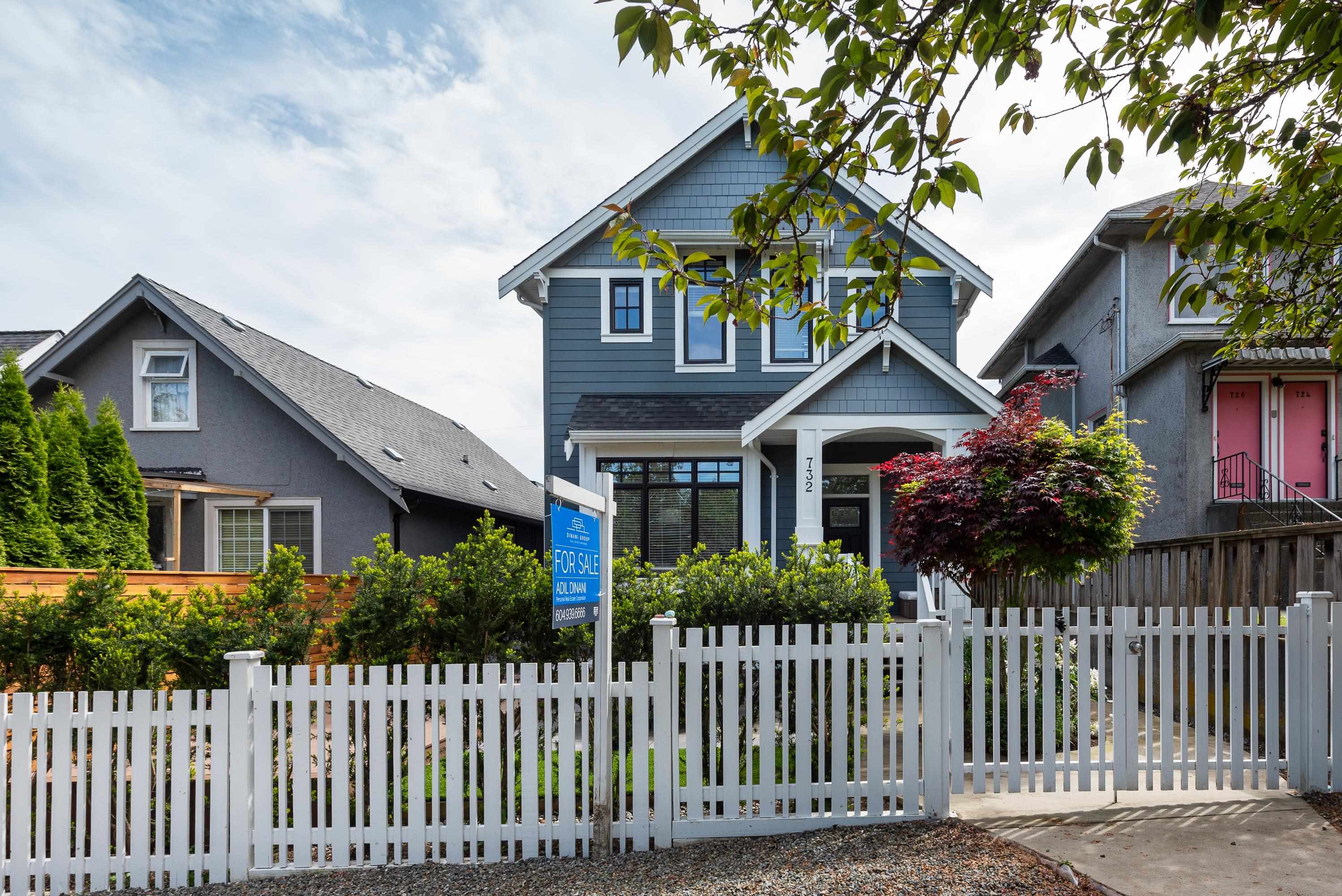 730 11th Avenue E, Vancouver, BC, V5T 2E5