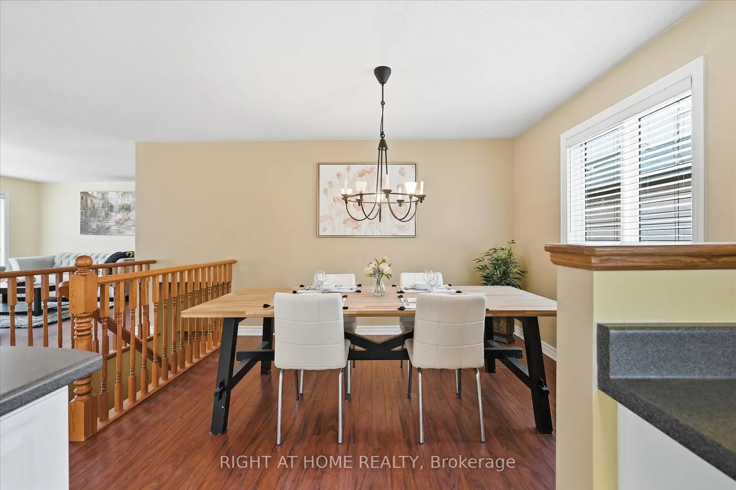 111 Gracehill Crescent photo 4
