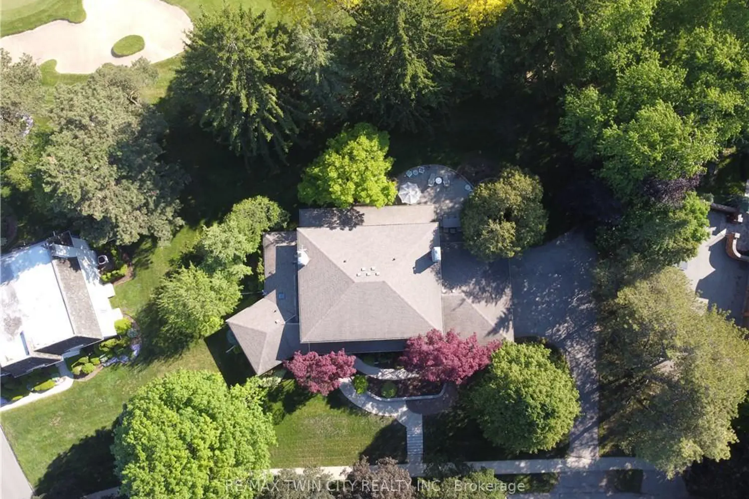 61 Huntley Crescent