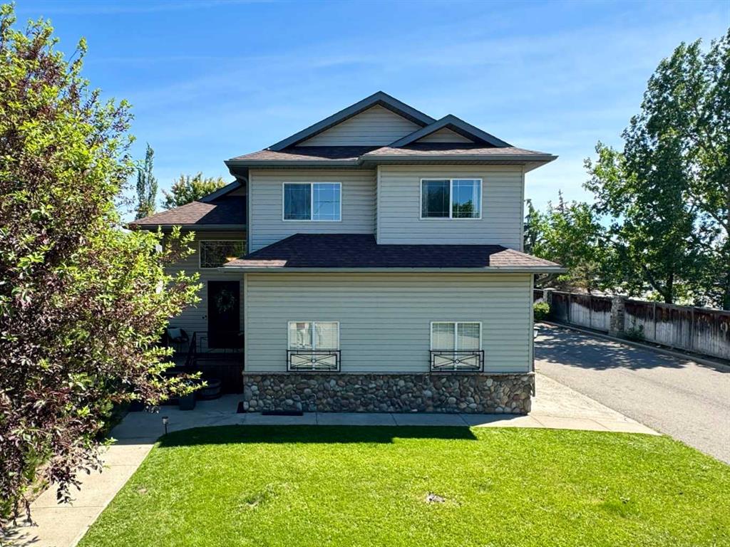 2 Riverbrook Close W, Lethbridge, AB, T1K 7P2