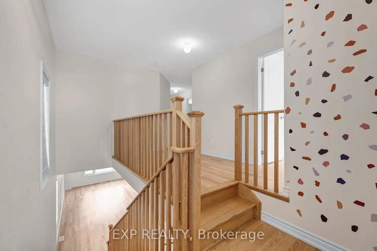 108 Durham Avenue photo 5