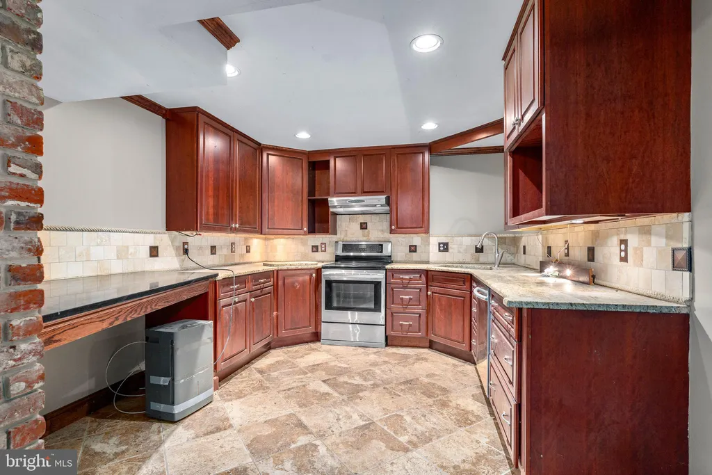 99 E Lewis Shore Road, Elkton, MD 21921 photo 3
