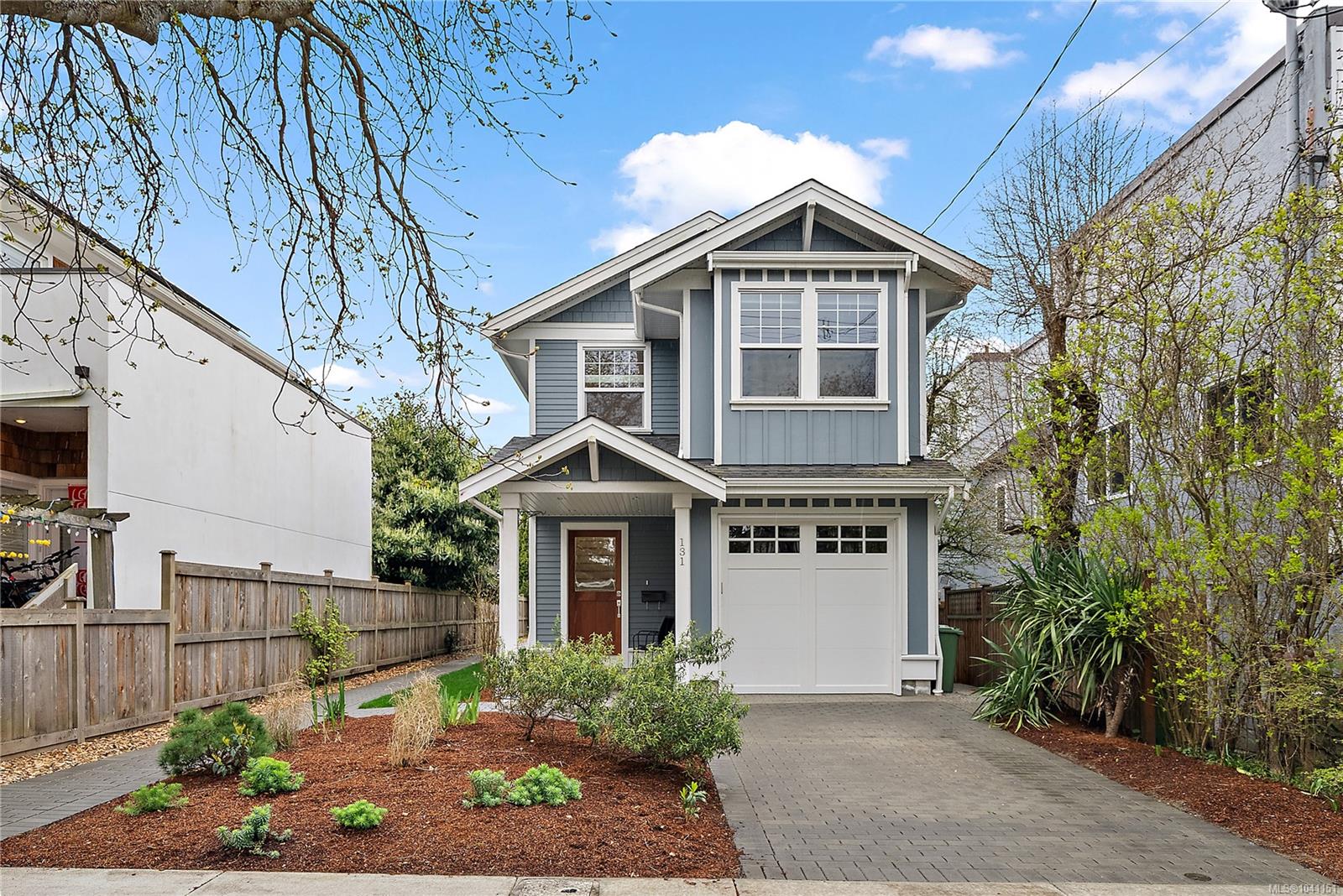 131 Ladysmith Street, Victoria, BC, V8V 1J3