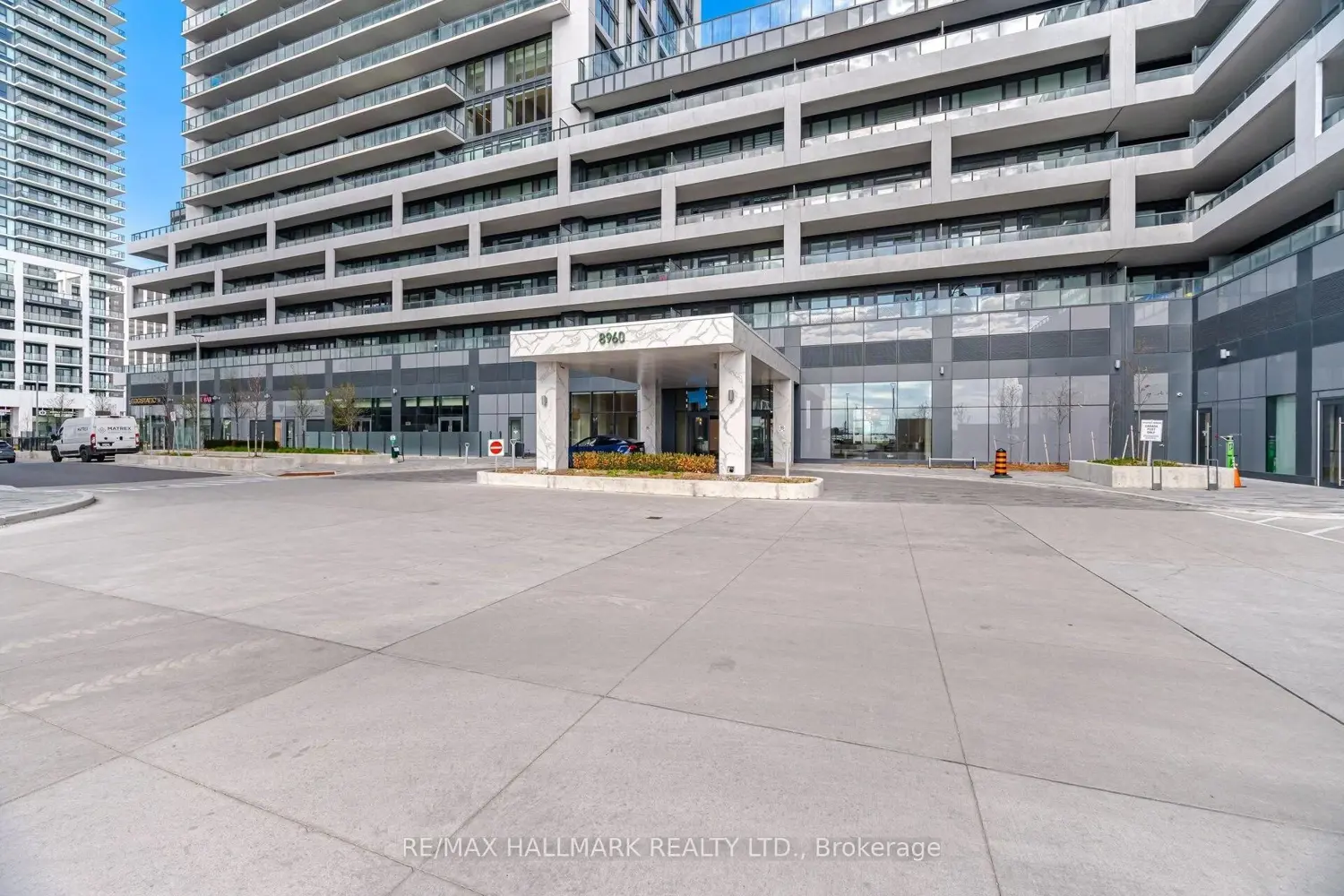 8960 Jane Street 912
