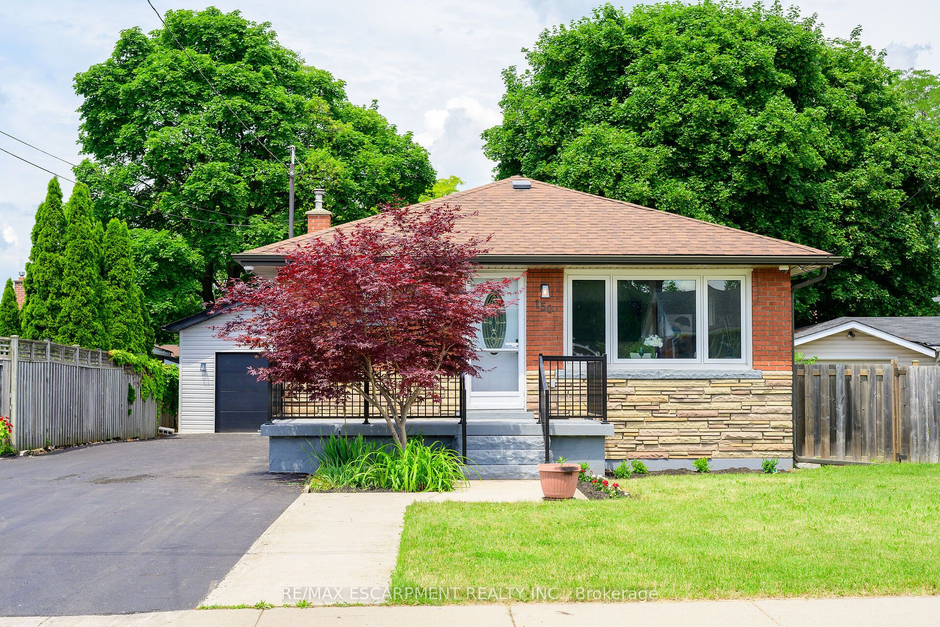 150 Howard Avenue, Hamilton, ON, L9A 2W8 photo 2