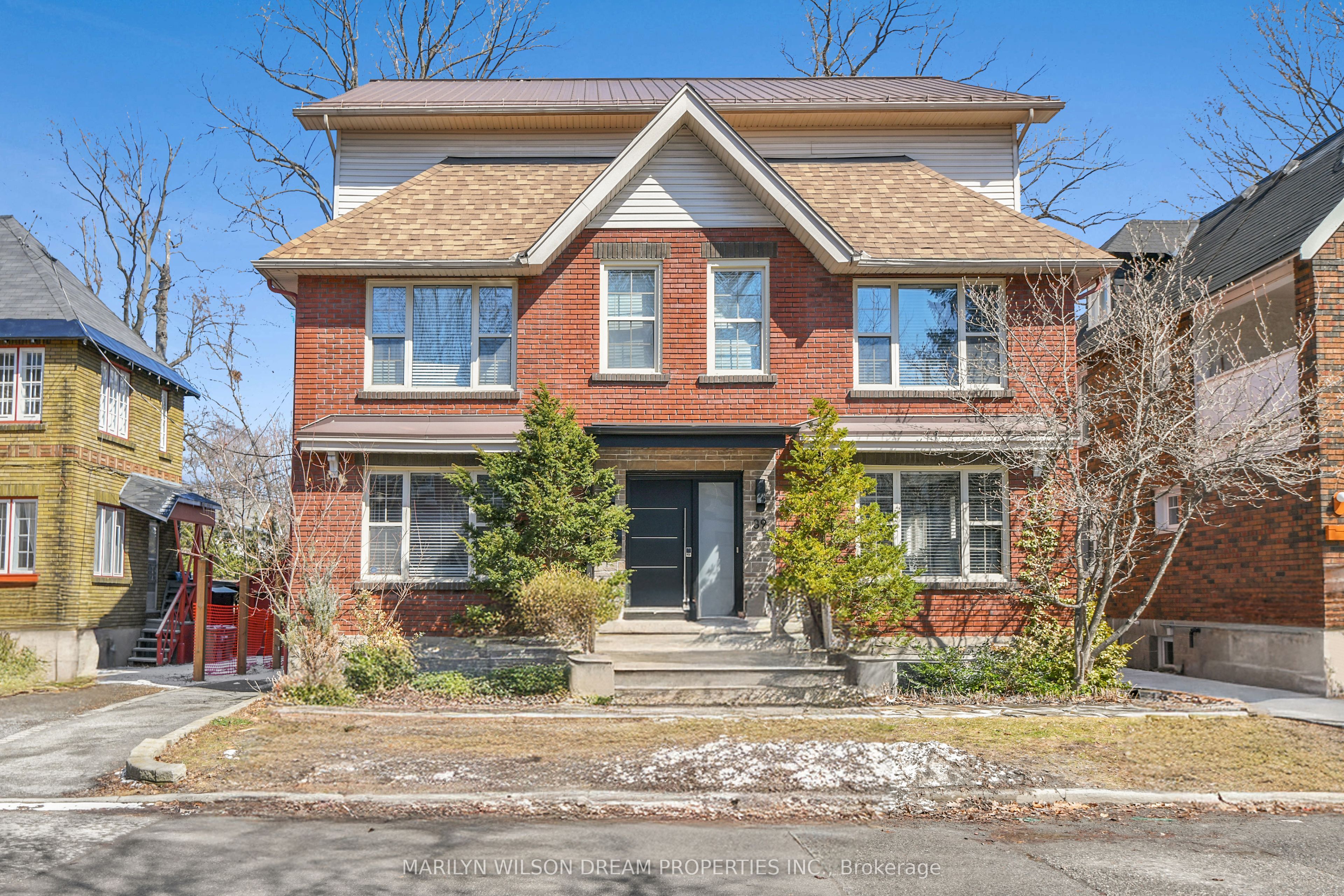 39 Lambton Avenue, Ottawa, ON, K1M 0Z8