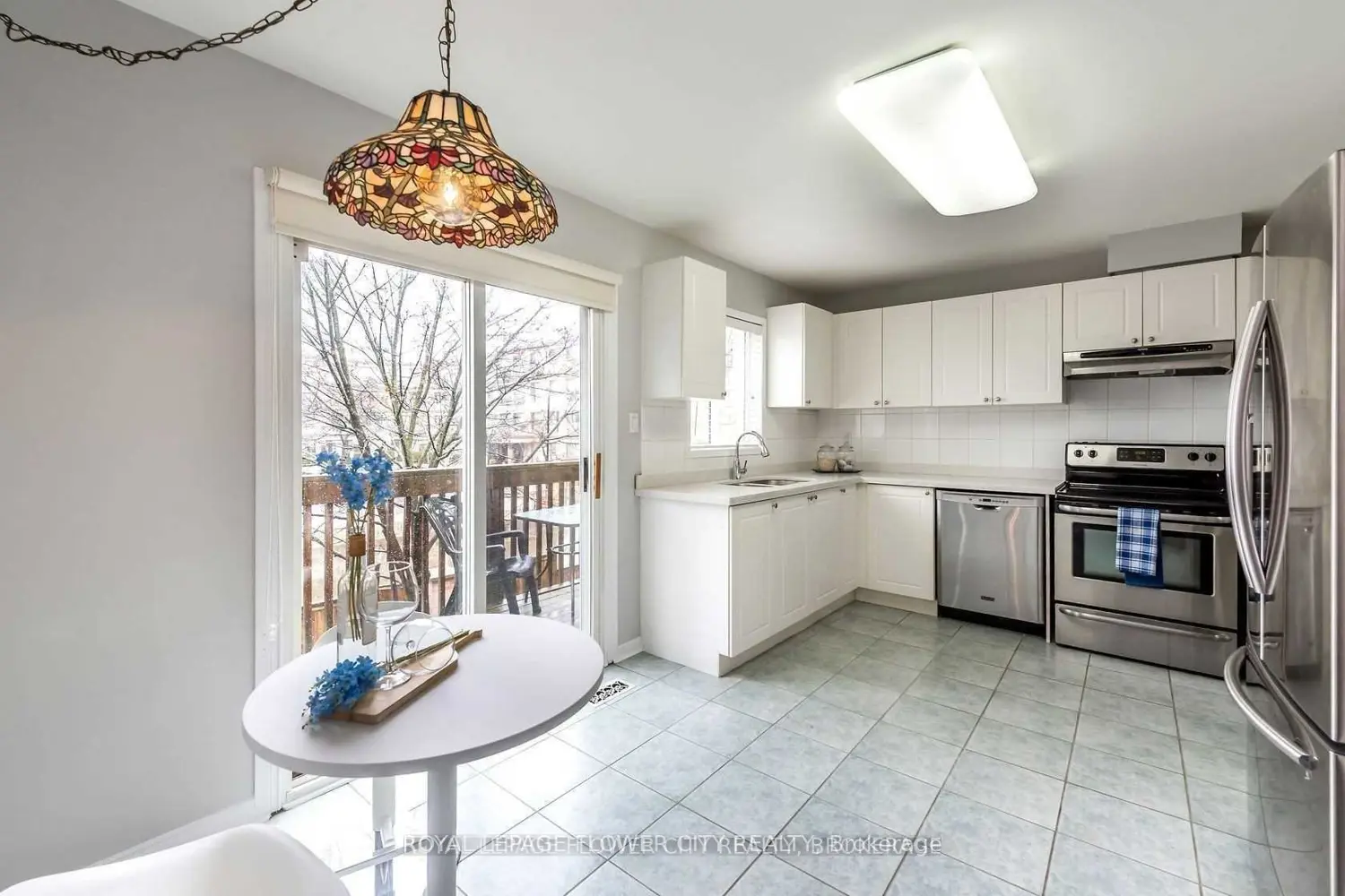 8305 Mclaughlin Road 2 photo 2