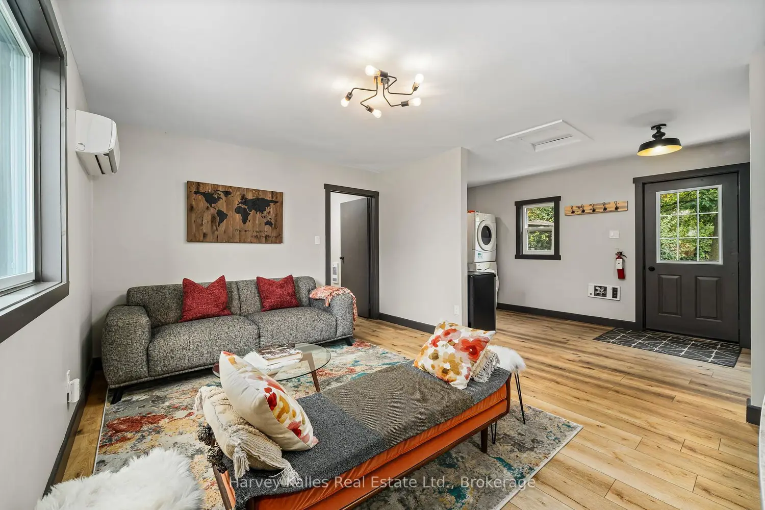 22 Demille Street photo 5