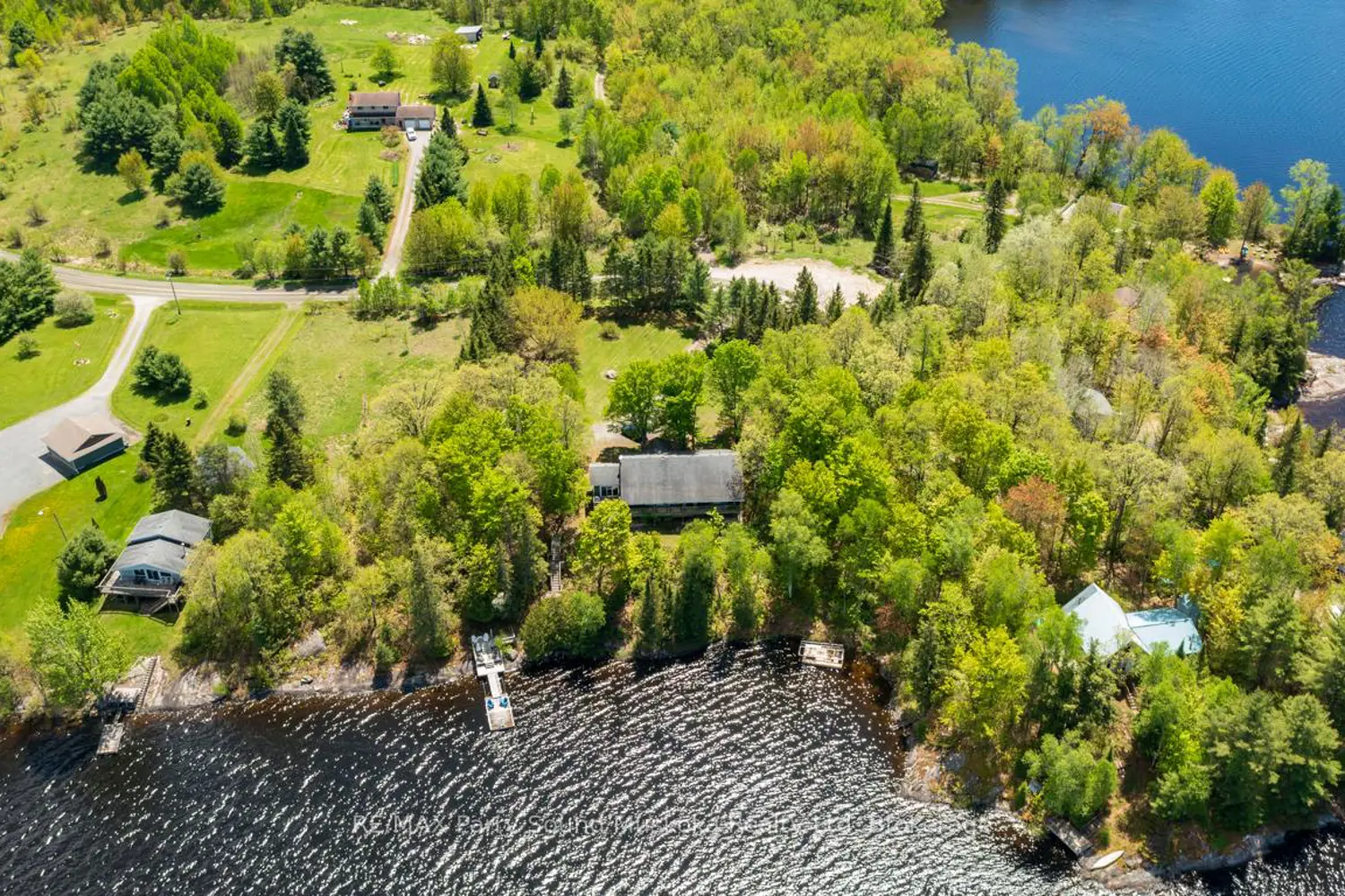 48 White Birch Drive photo 4