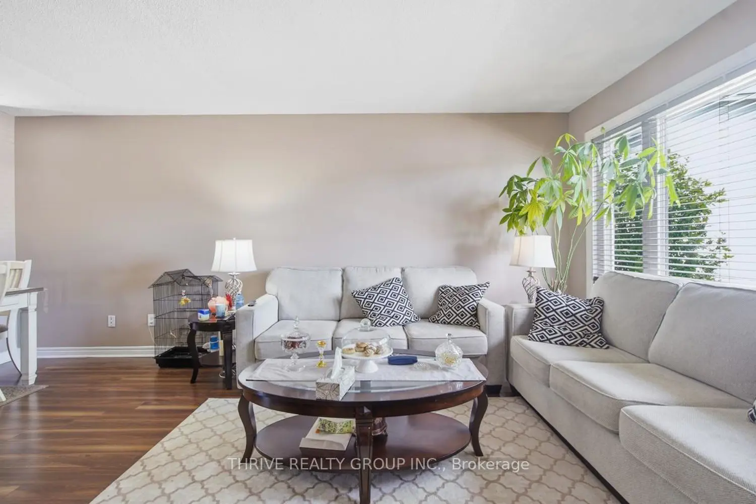 1095 Jalna Boulevard 40 photo 5