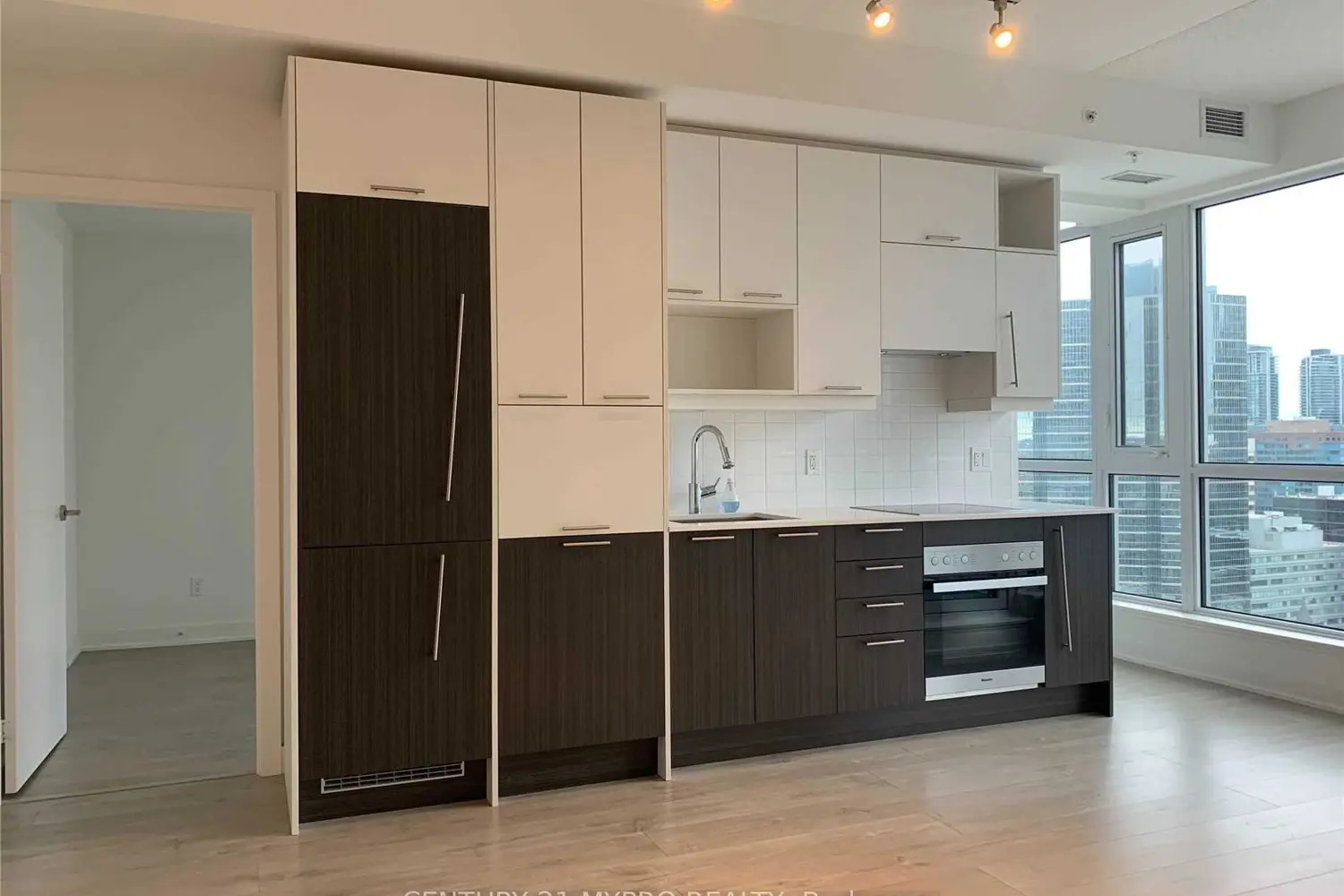 30 Nelson Street 2306 photo 2