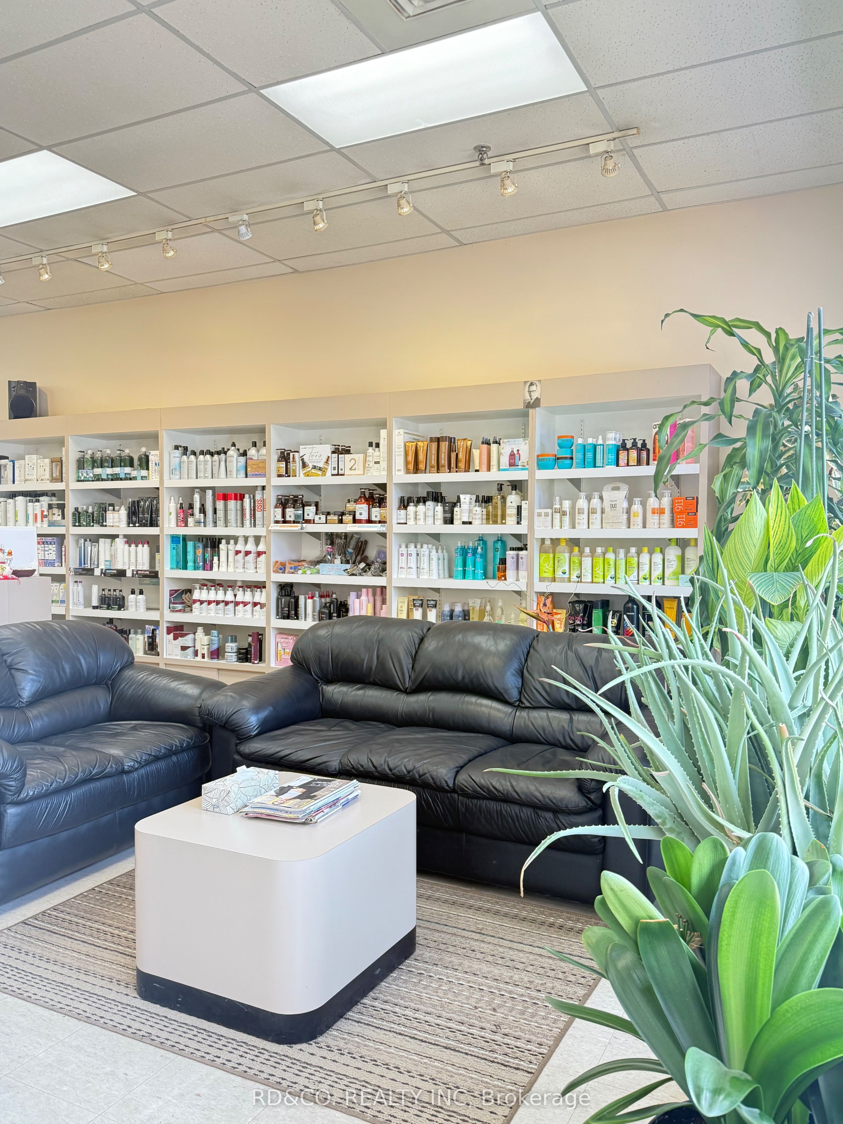 7313 Woodbine Avenue E, Markham, ON, L3R 3V7