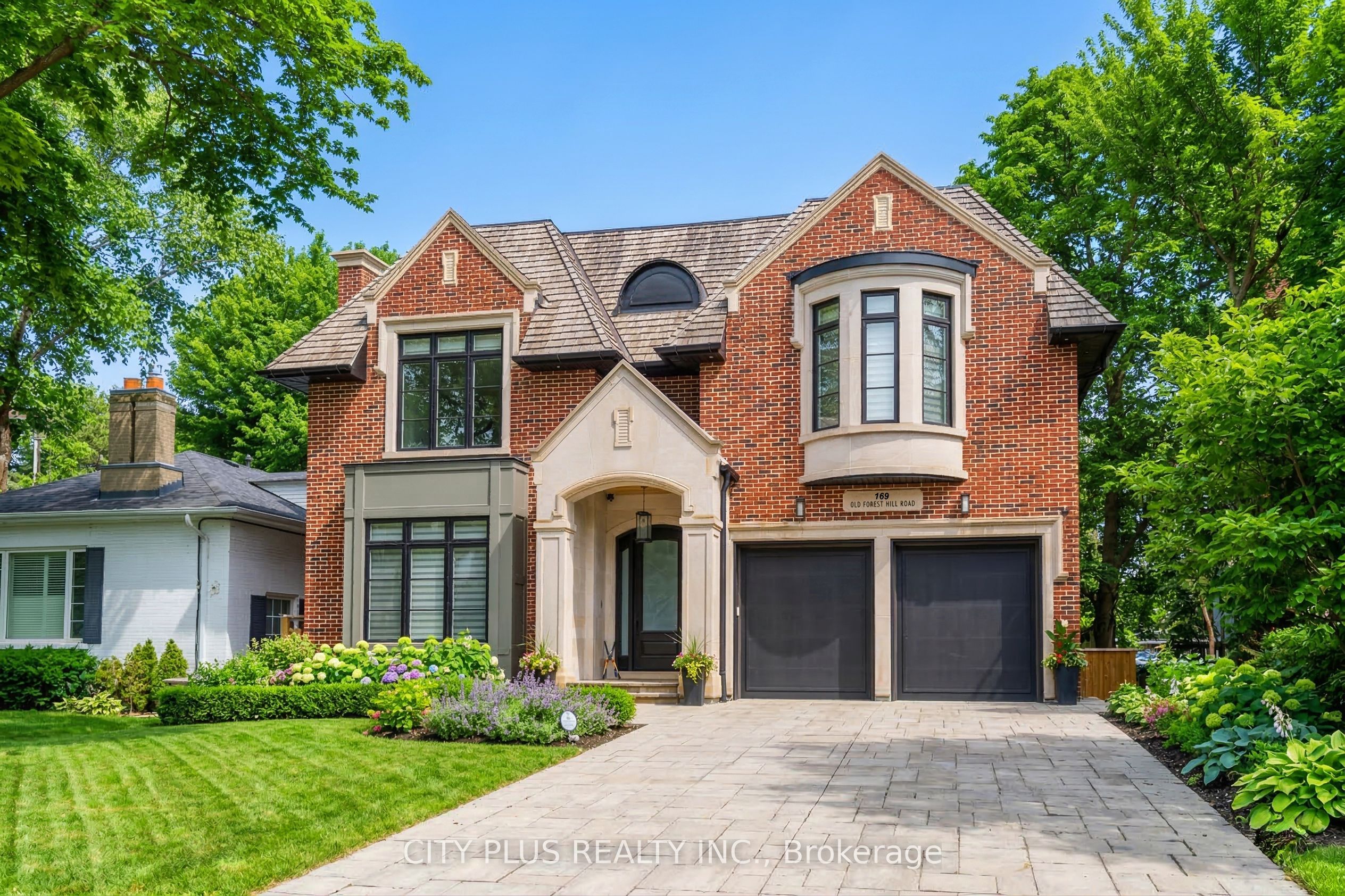 169 Old Forest Hill Road, Toronto, ON, M6C 2G7