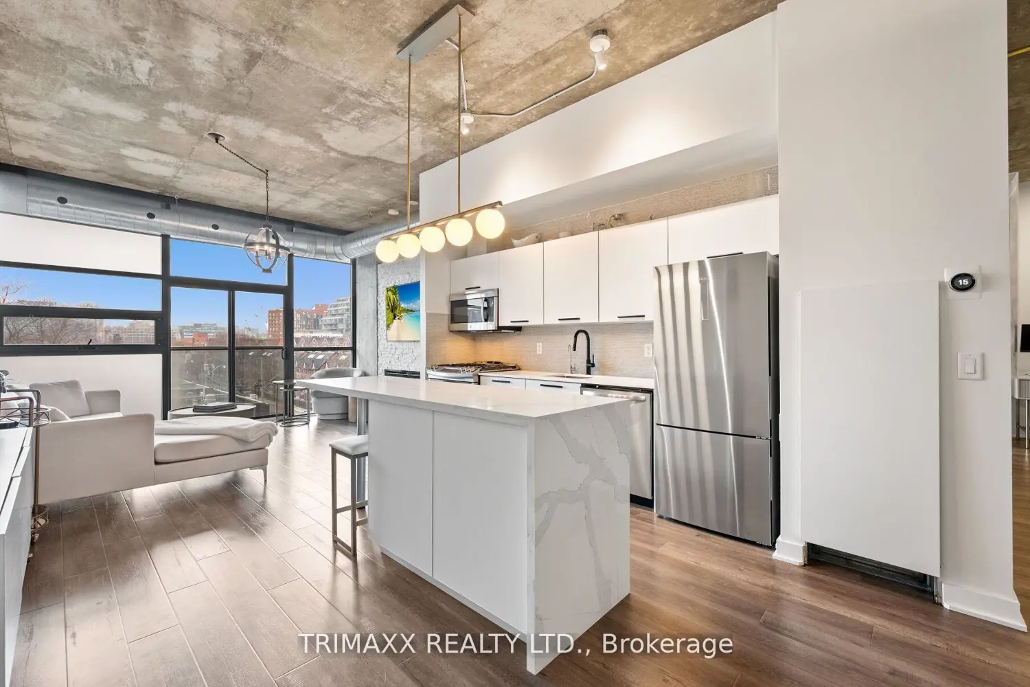 60 Bathurst Street 403