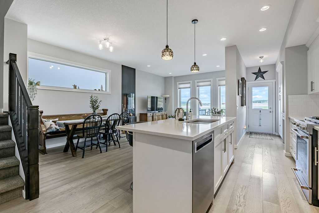 179 Heritage Heights, Cochrane, AB, T4C 2R5