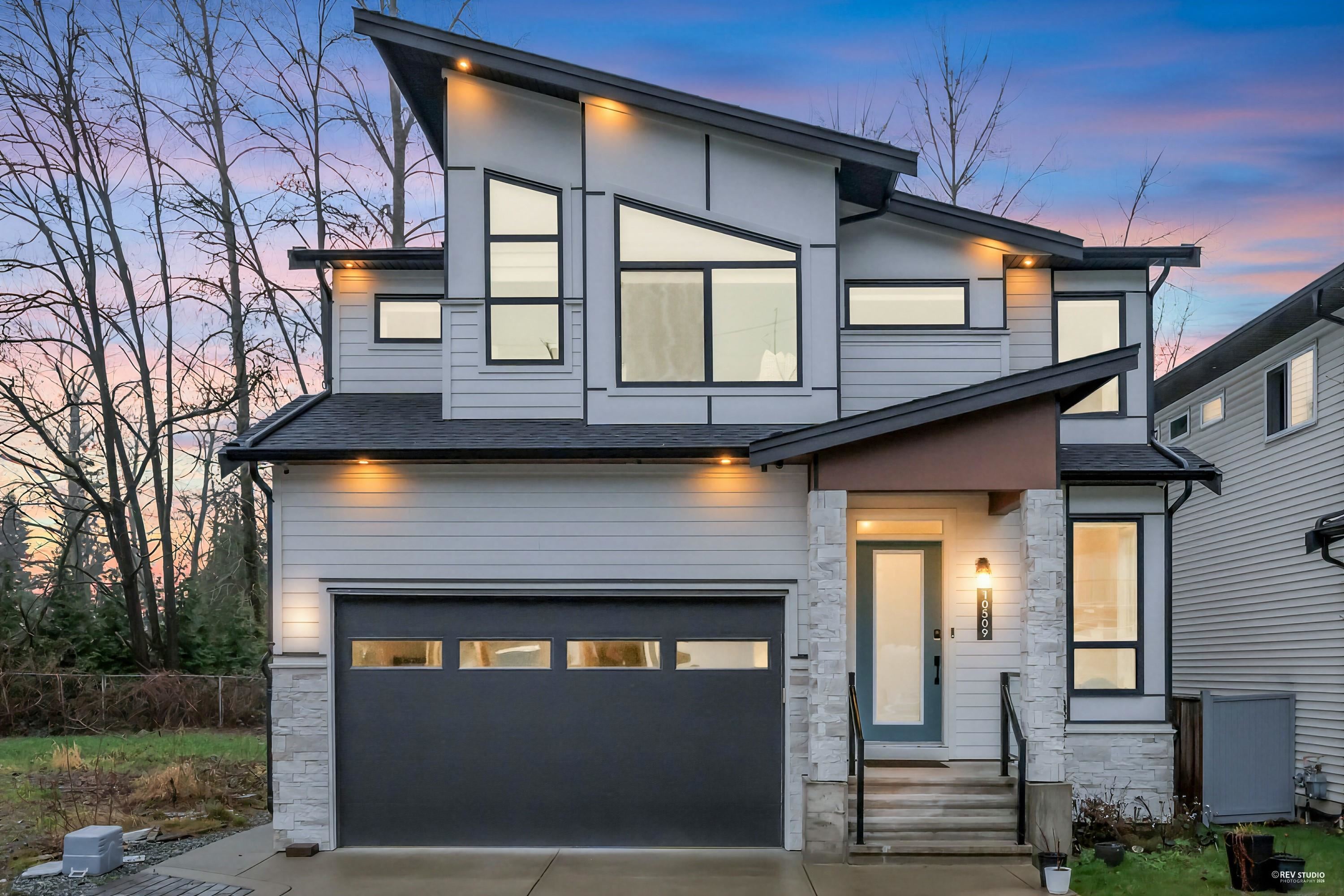 10509 Mcveety Street, Maple Ridge, BC, V2W 0K3