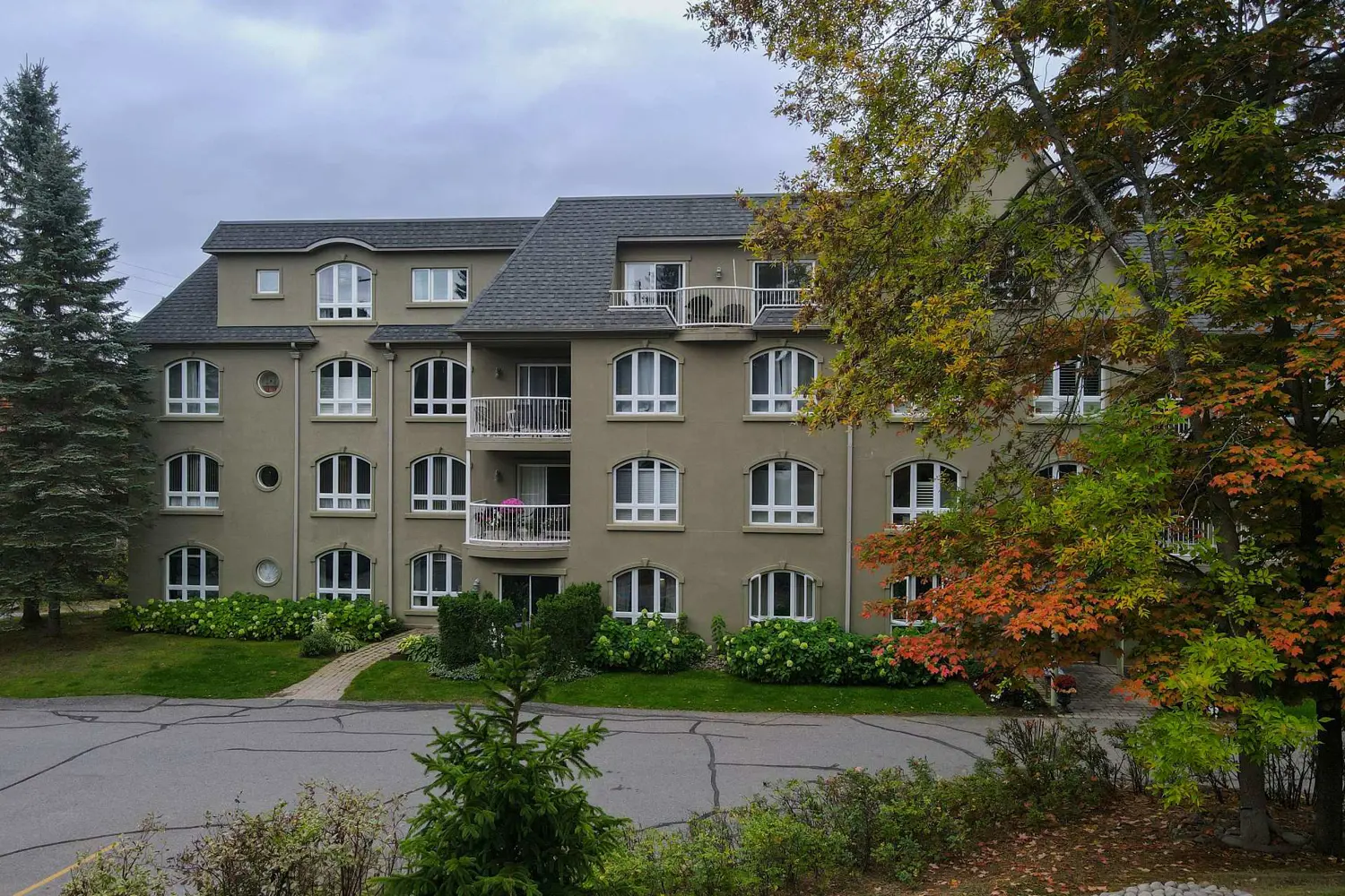 31 Dairy Lane 106 photo 2