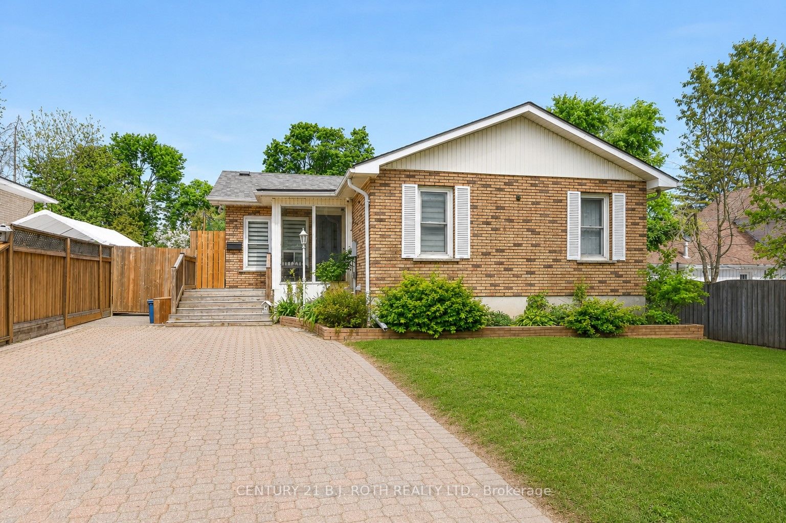 7 Wesley Street, Barrie, ON, L4N 2A4
