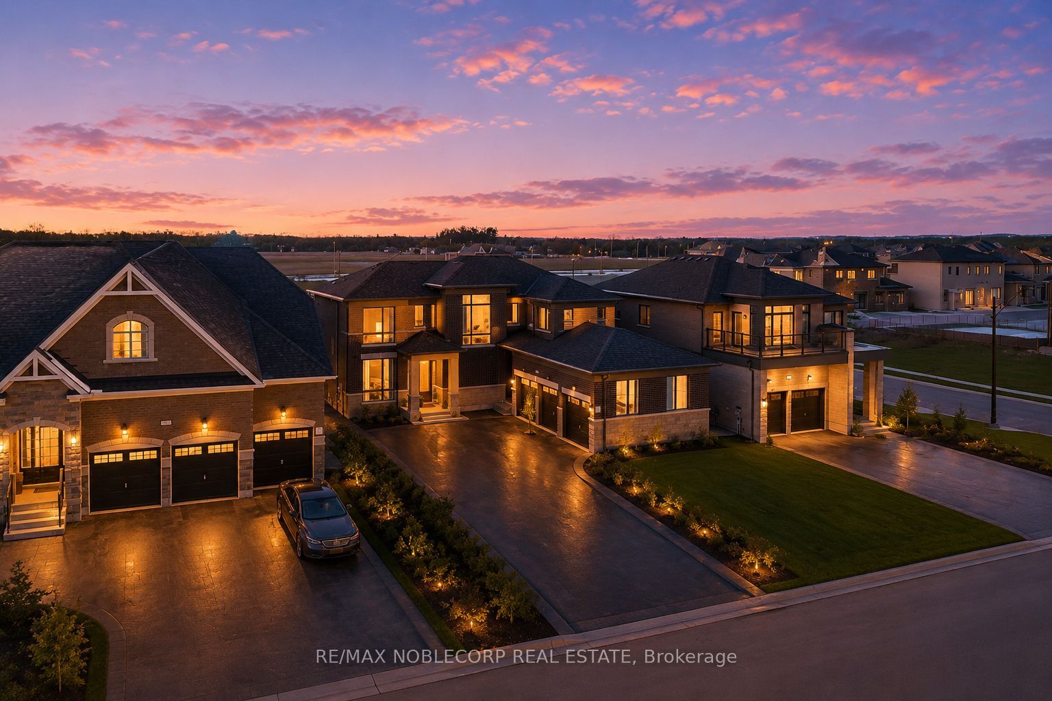 36 Felhazi Trail, Essa, ON, L3W 0A4