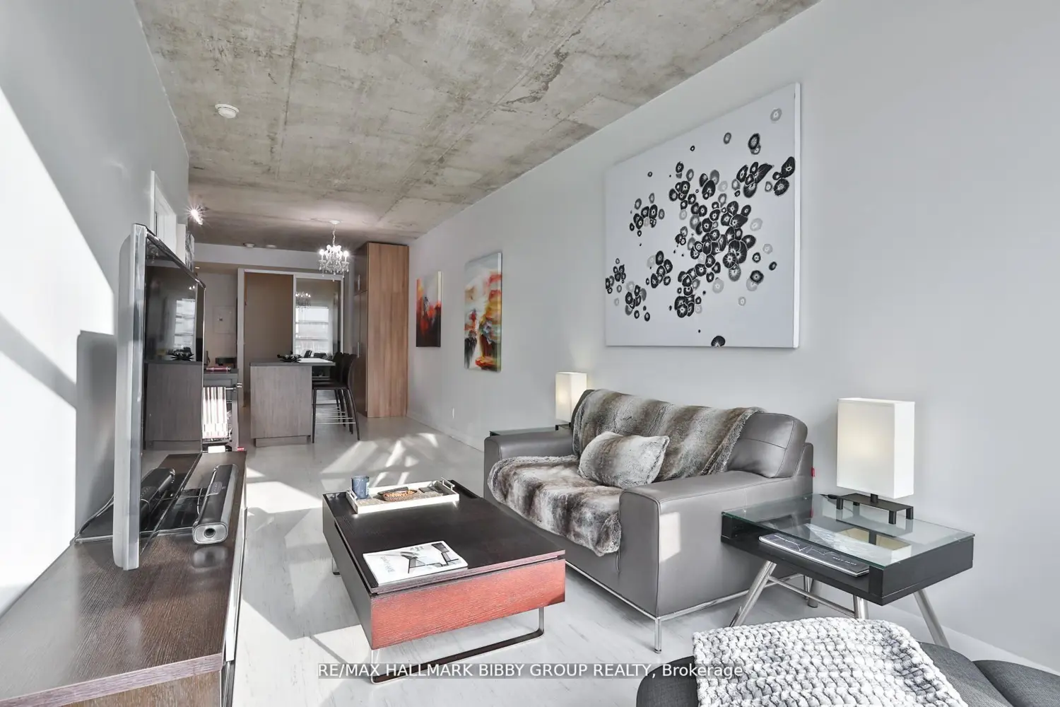 478 King Street 606 photo 4
