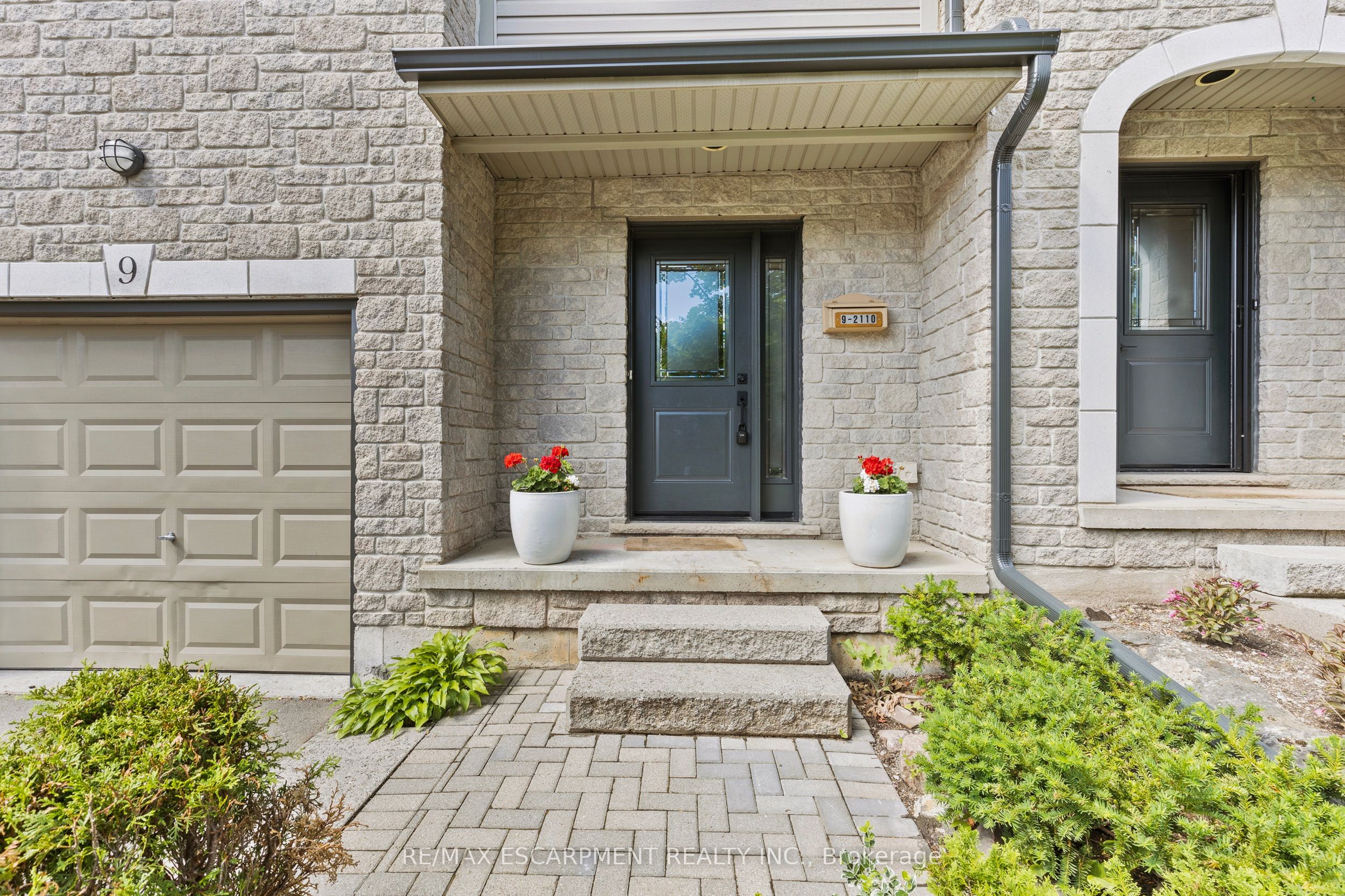 9-2110 Headon Road, Burlington, ON, L7M 4S2
