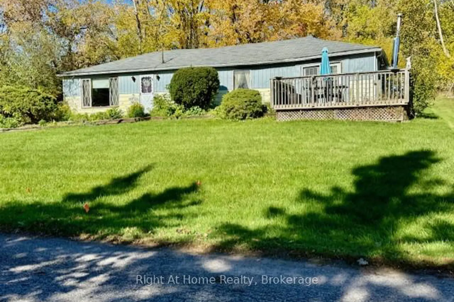 118 Percy Crescent photo 2