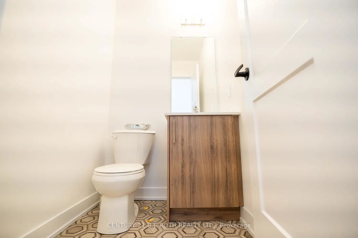 236 Prince William Way photo 5
