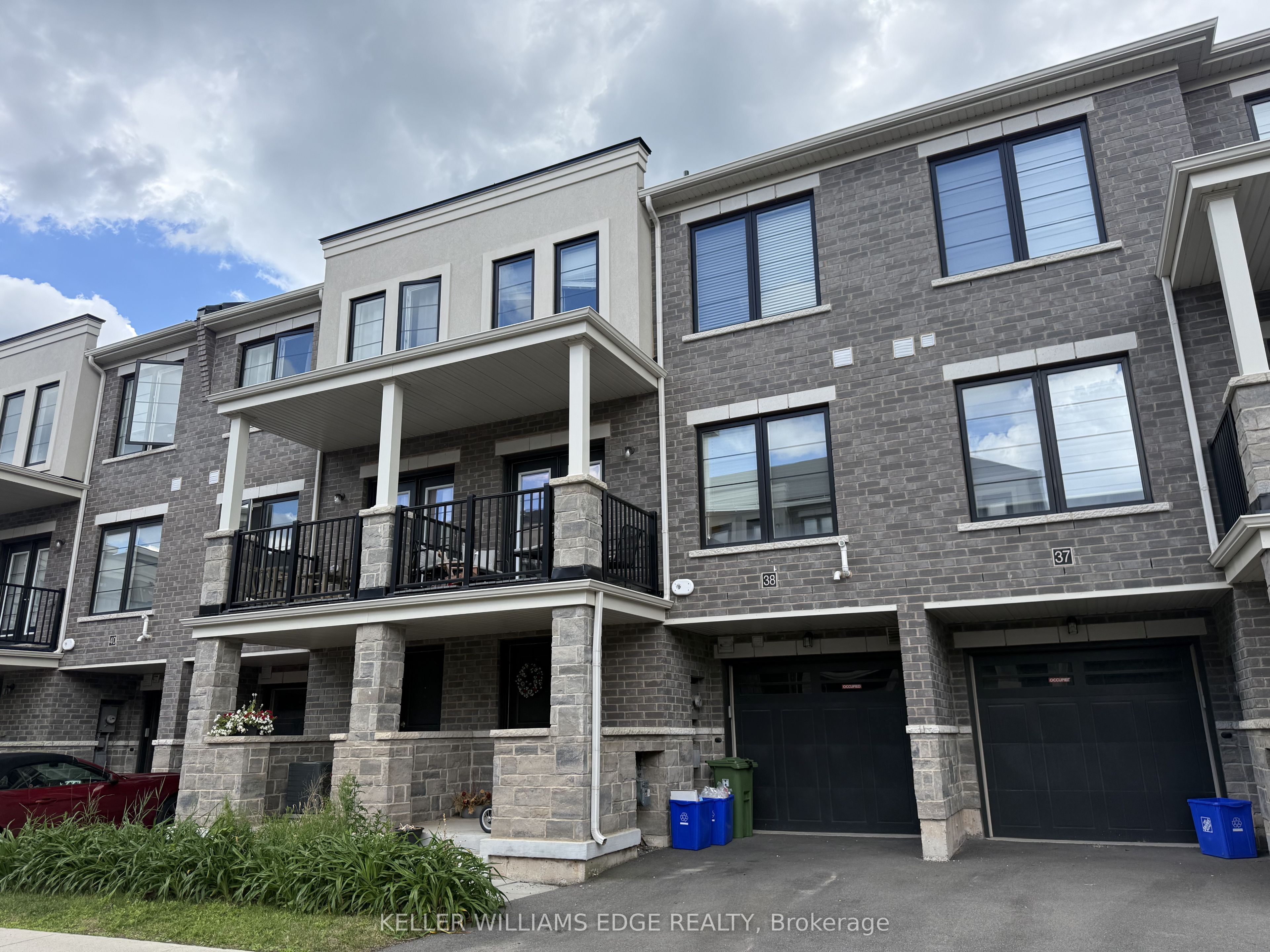 38-383 Dundas Street E, Hamilton, ON, L8B 1X6