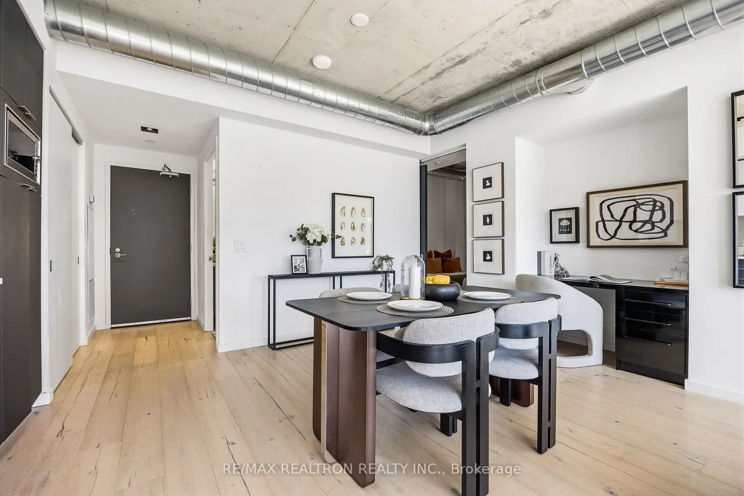 170 Bayview Avenue 603 photo 3