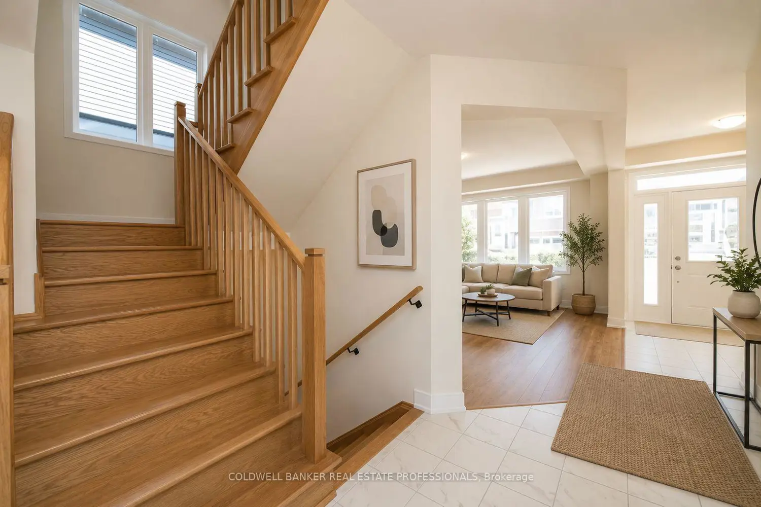 4 Hampton Lane photo 3