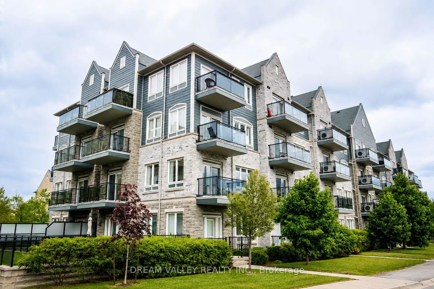 3075 Thomas Street 310