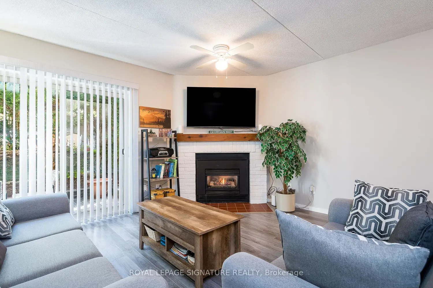 49 Trott Boulevard 179 photo 4