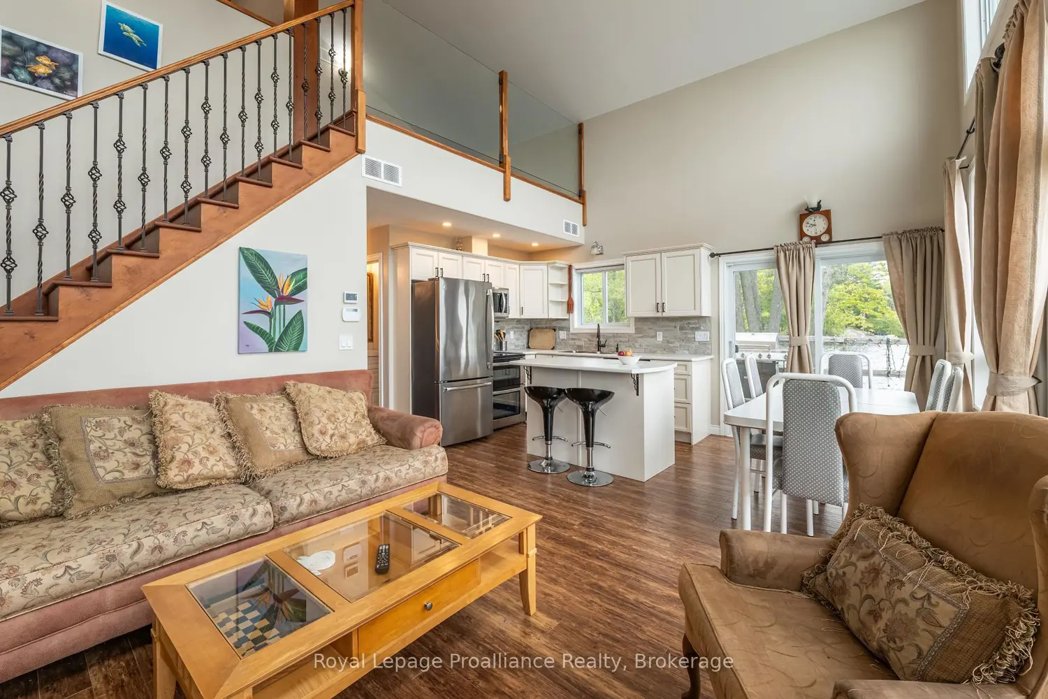 75 Houston Lane photo 2