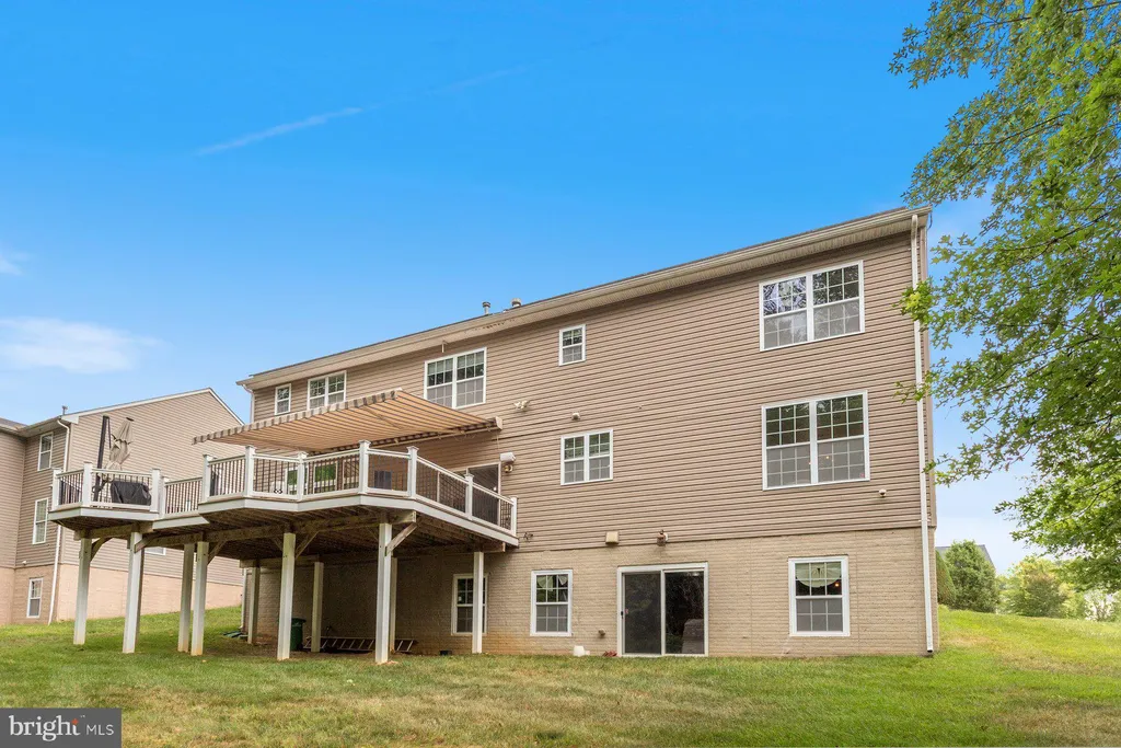 10713 Quaking Aspen Way, Clinton, MD 20735