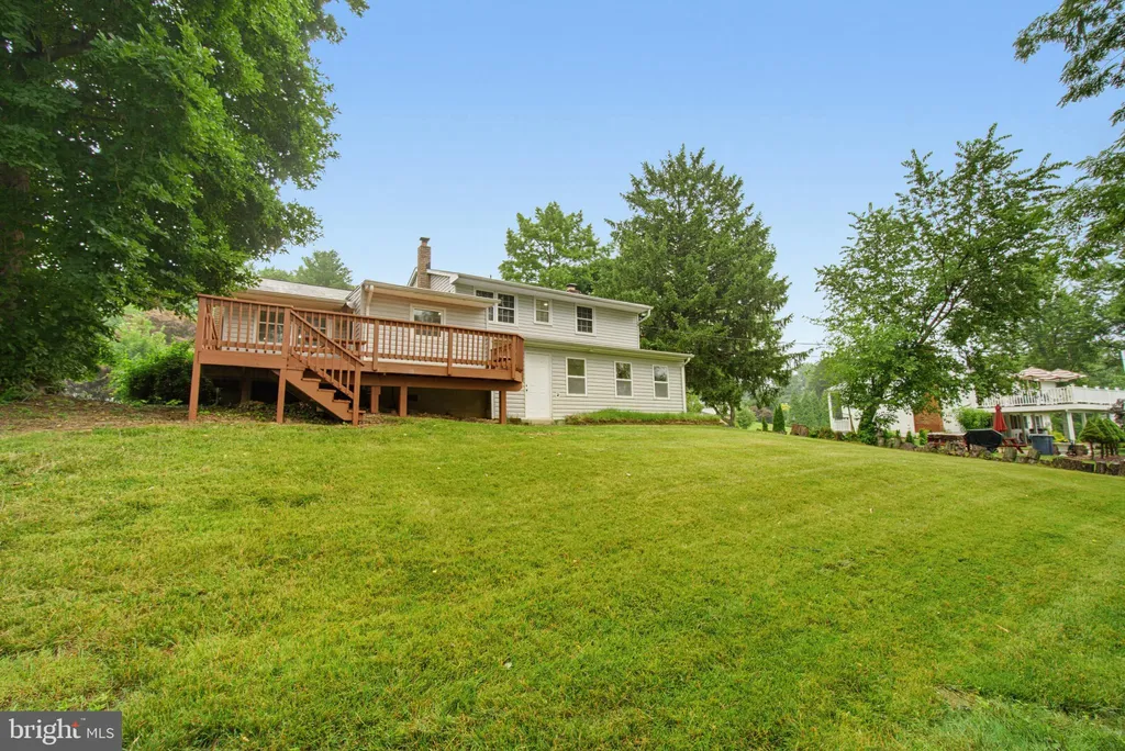 239 E Timonium Road, Lutherville Timonium, MD 21093