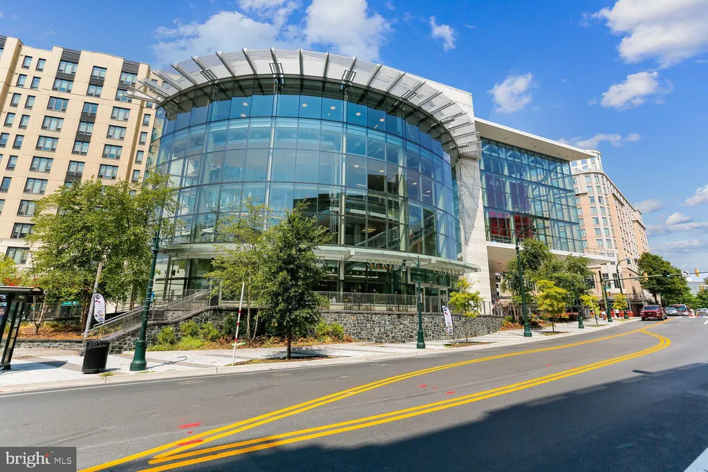 10025 Reddick Drive, Silver Spring, MD 20901