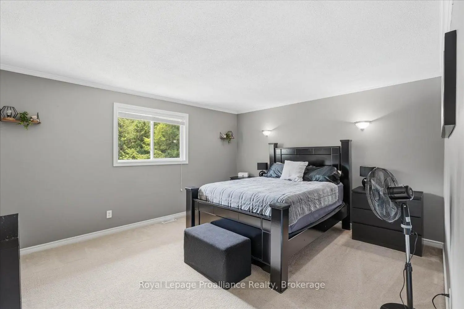3526 Harmony Road photo 5