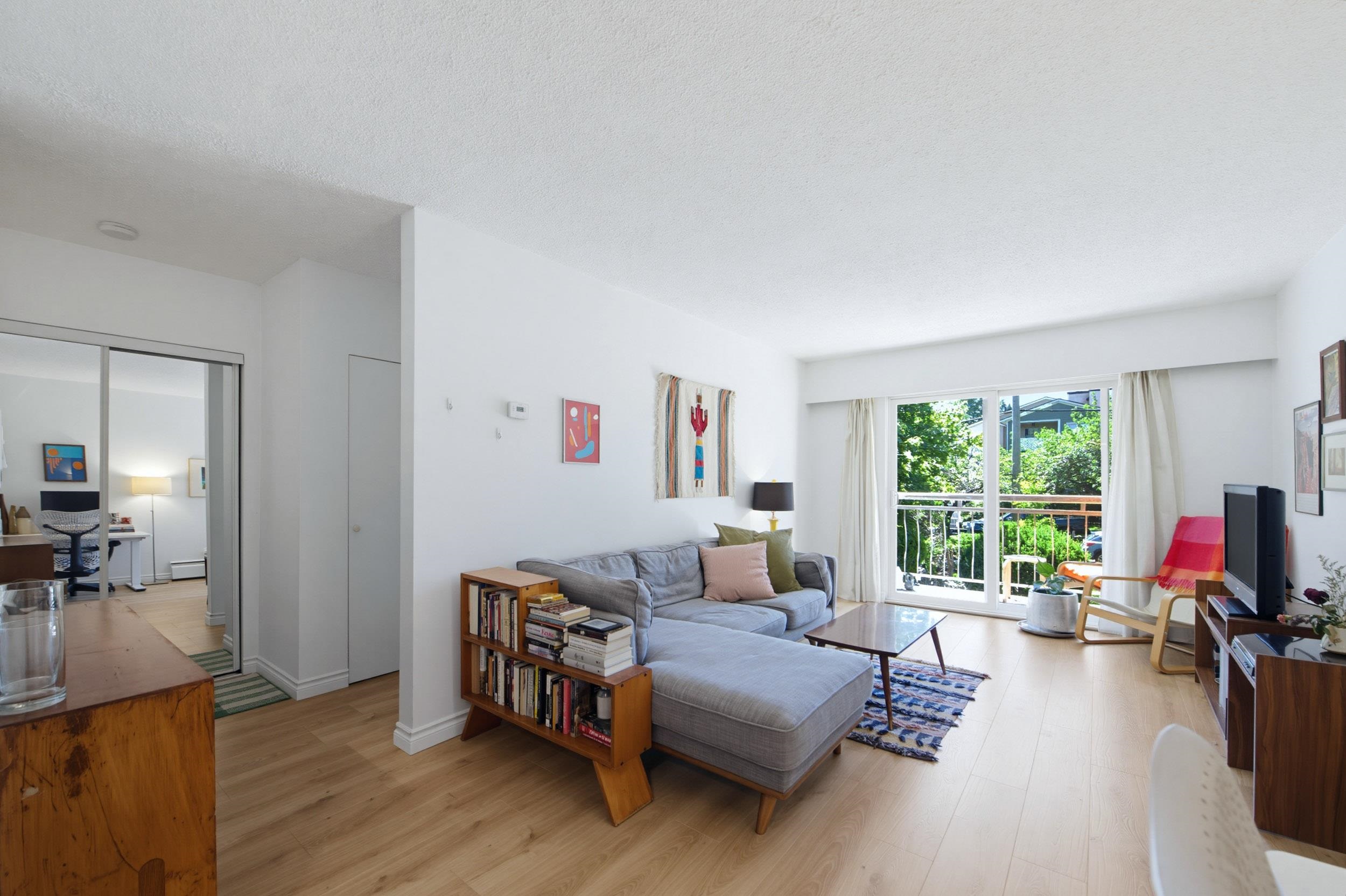 303-711 6th Avenue E, Vancouver, BC, V5T 1L7