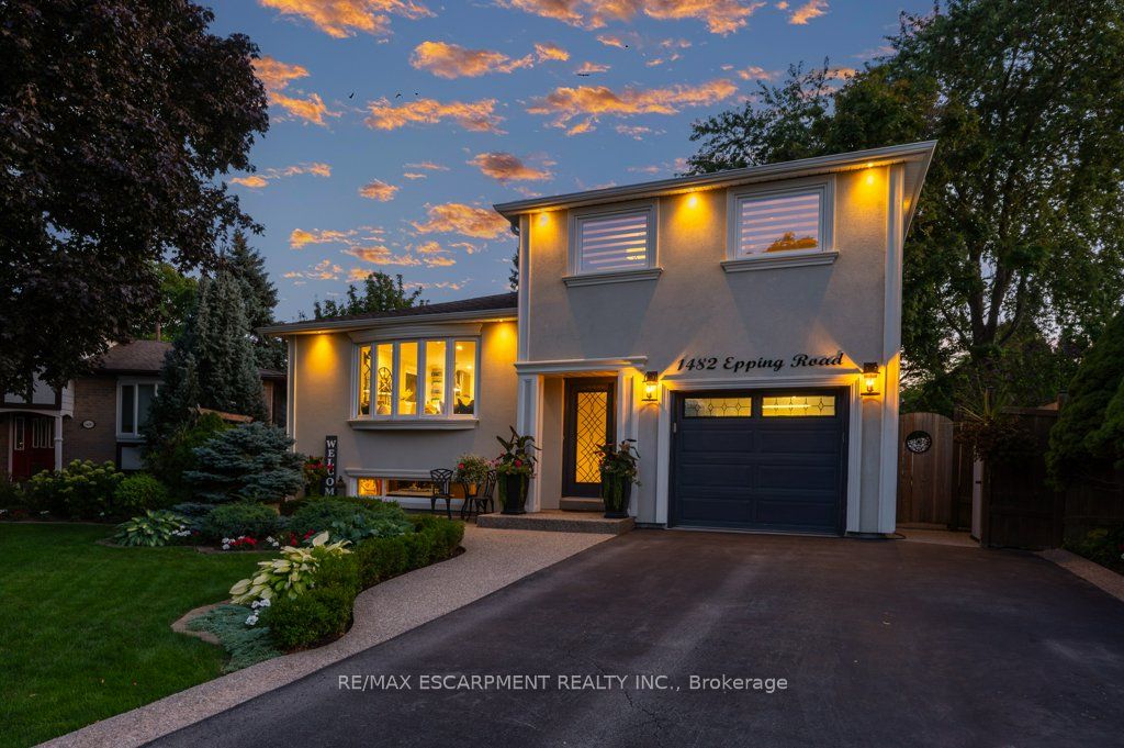 1482 Epping Road, Burlington, ON, L7M 1P4