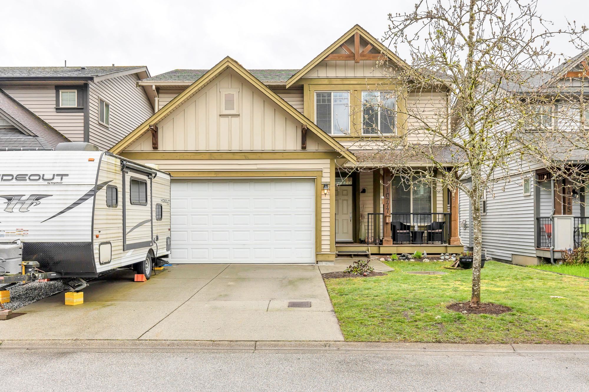 10777 Erskine Street, Maple Ridge, BC, V2W 0E9