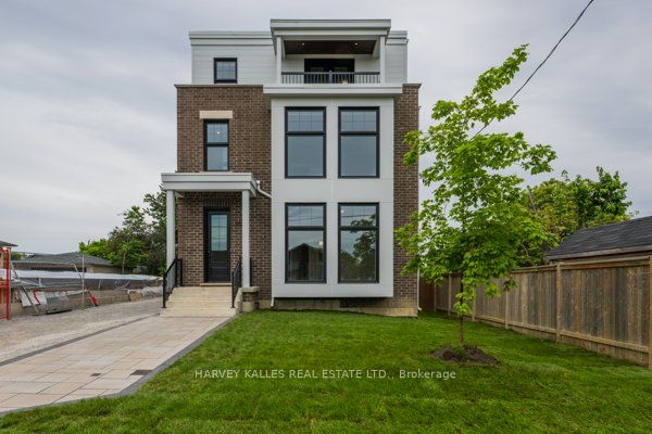 Main-165 Spalding Road, Toronto, ON, M3K 1K3